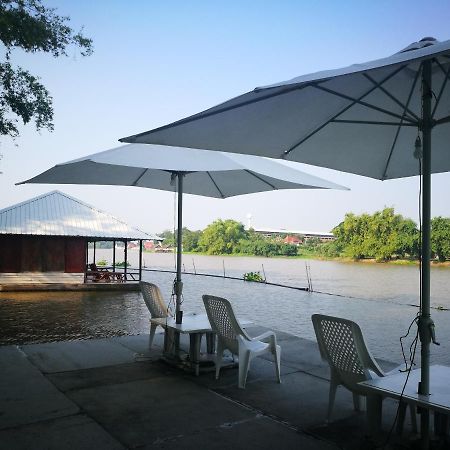 River Marina Resort Uthai Thani Exterior photo